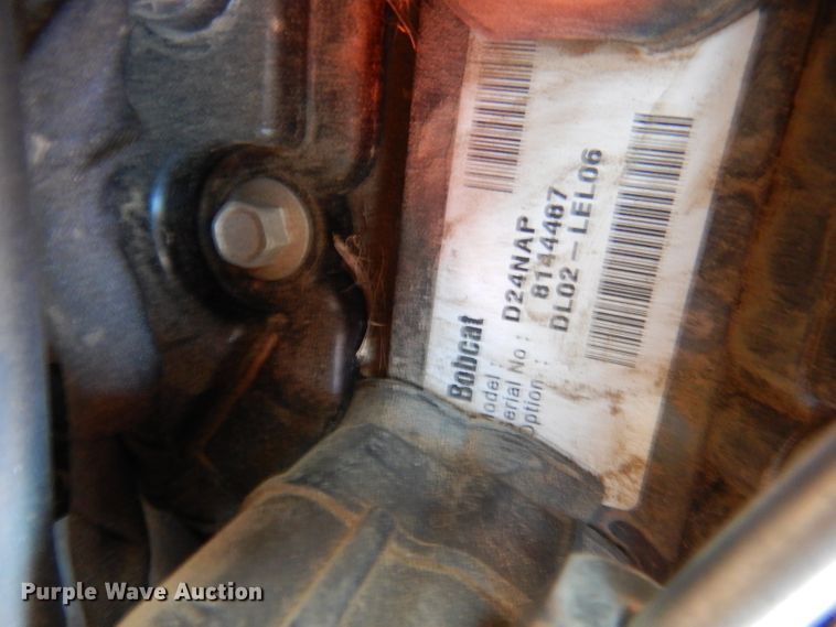 image for item FA9472 2018 Bobcat S550  skid steer loader