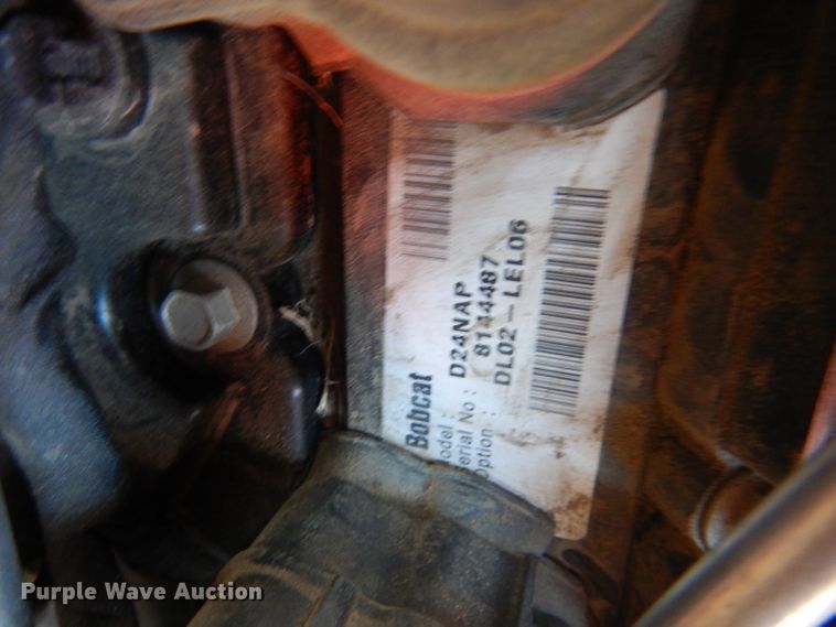 image for item FA9472 2018 Bobcat S550  skid steer loader