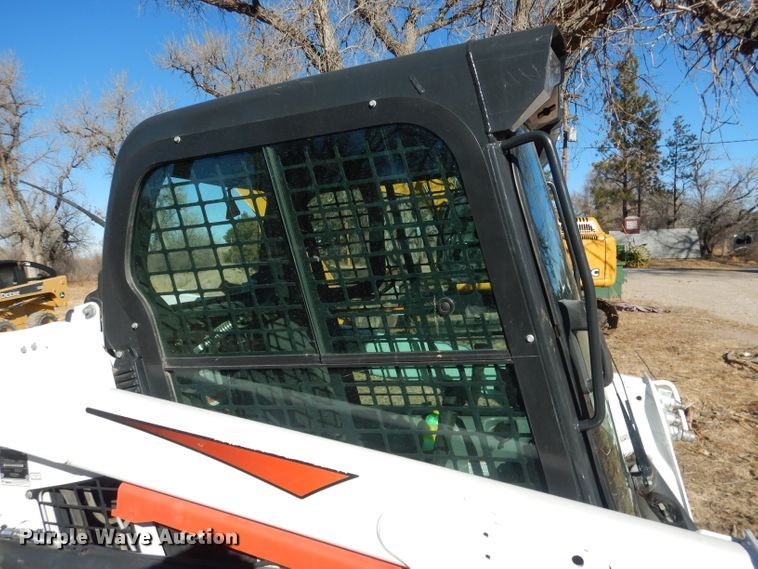 image for item FA9472 2018 Bobcat S550  skid steer loader