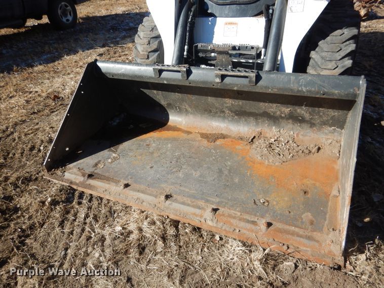 image for item FA9472 2018 Bobcat S550  skid steer loader