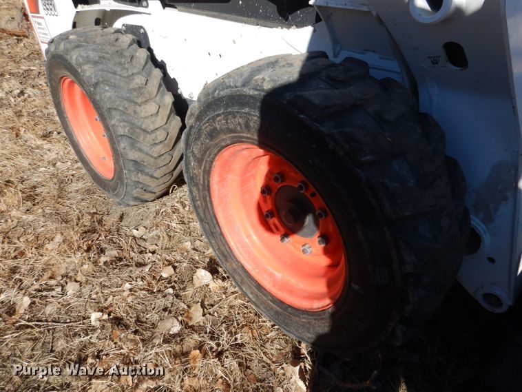 image for item FA9472 2018 Bobcat S550  skid steer loader