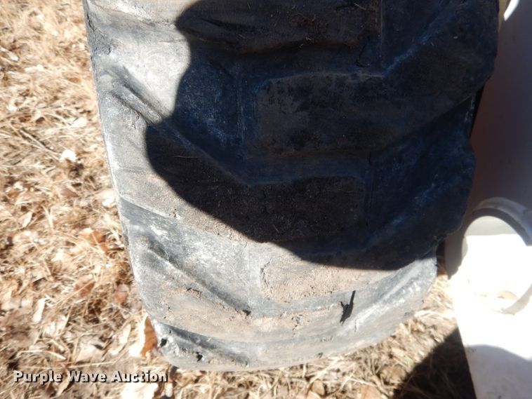 image for item FA9472 2018 Bobcat S550  skid steer loader