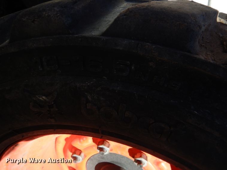 image for item FA9472 2018 Bobcat S550  skid steer loader