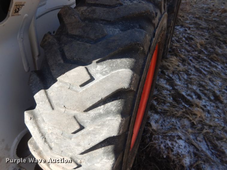 image for item FA9472 2018 Bobcat S550  skid steer loader