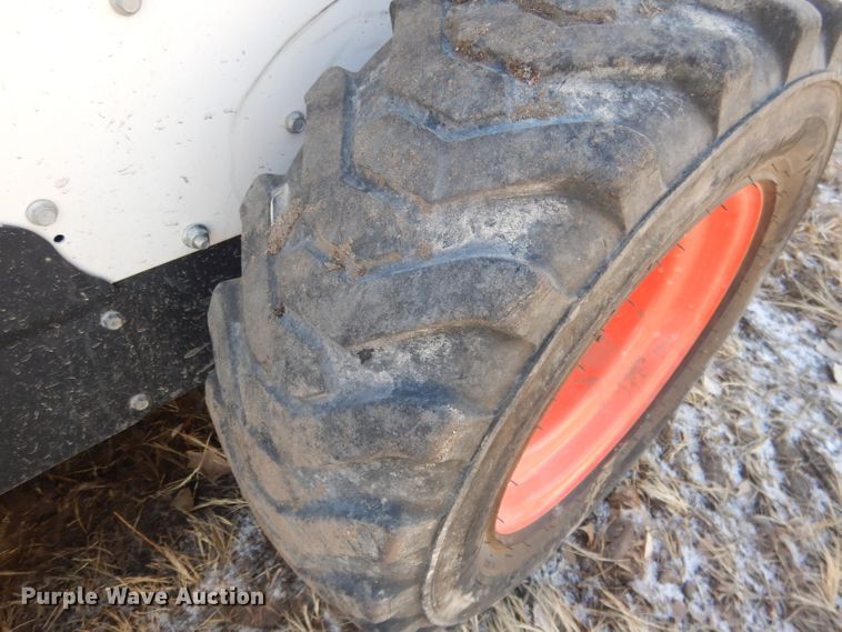 image for item FA9472 2018 Bobcat S550  skid steer loader