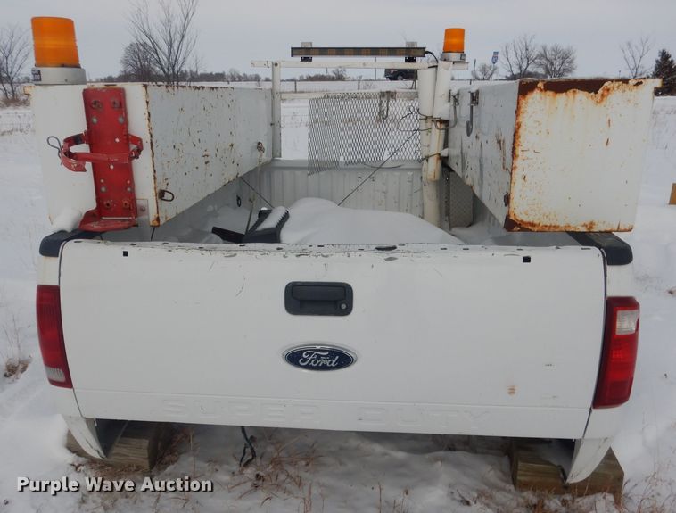 image for item FA9479 Ford Super Duty pickup truck bed