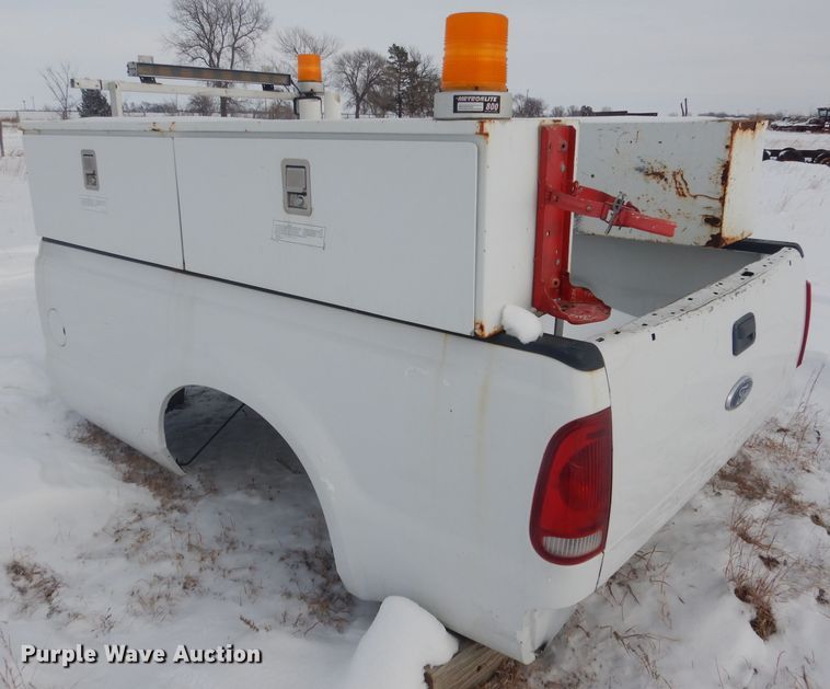 image for item FA9479 Ford Super Duty pickup truck bed