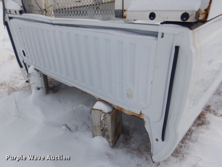 image for item FA9479 Ford Super Duty pickup truck bed