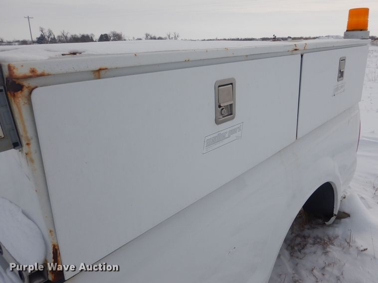image for item FA9479 Ford Super Duty pickup truck bed