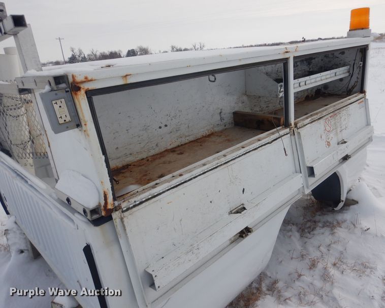 image for item FA9479 Ford Super Duty pickup truck bed