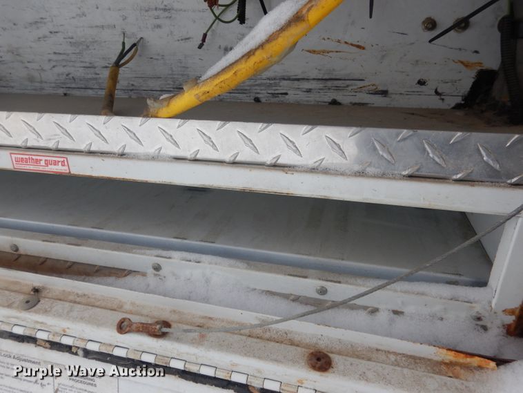 image for item FA9479 Ford Super Duty pickup truck bed