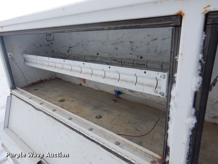 image for item FA9479 Ford Super Duty pickup truck bed