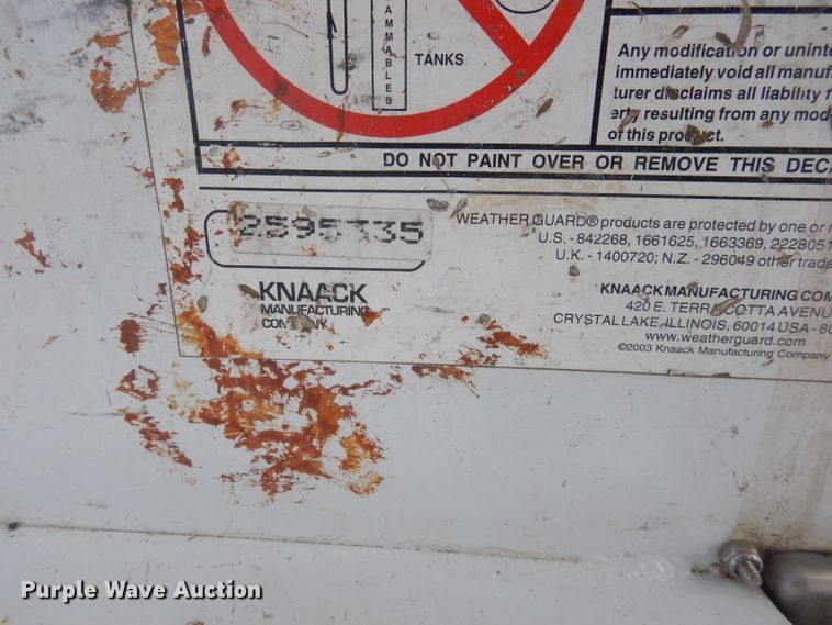 image for item FA9479 Ford Super Duty pickup truck bed