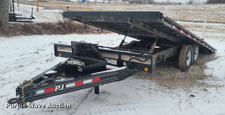 image for item FW9677 2019 PJ Trailers  tilt deck equipment trailer