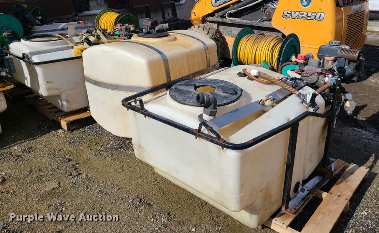 image for item FW9725 (3) Lesco sprayers