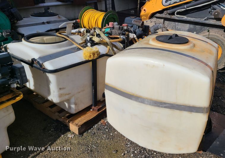 image for item FW9725 (3) Lesco sprayers