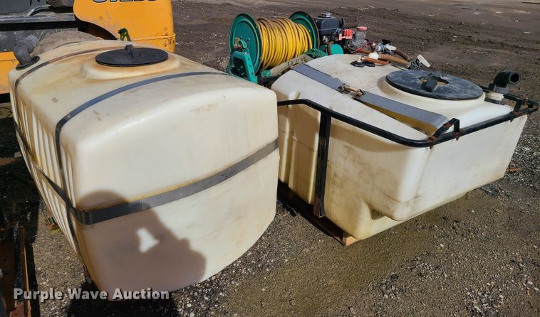 image for item FW9725 (3) Lesco sprayers