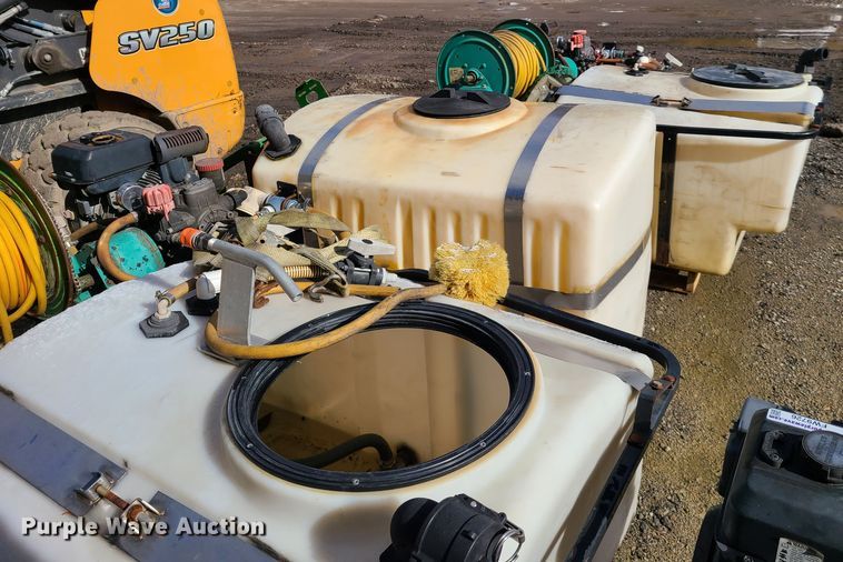 image for item FW9725 (3) Lesco sprayers