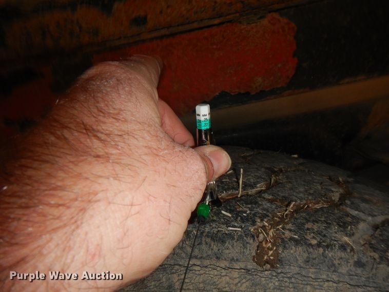 image for item GG9292 1996 Ford L8000  service truck