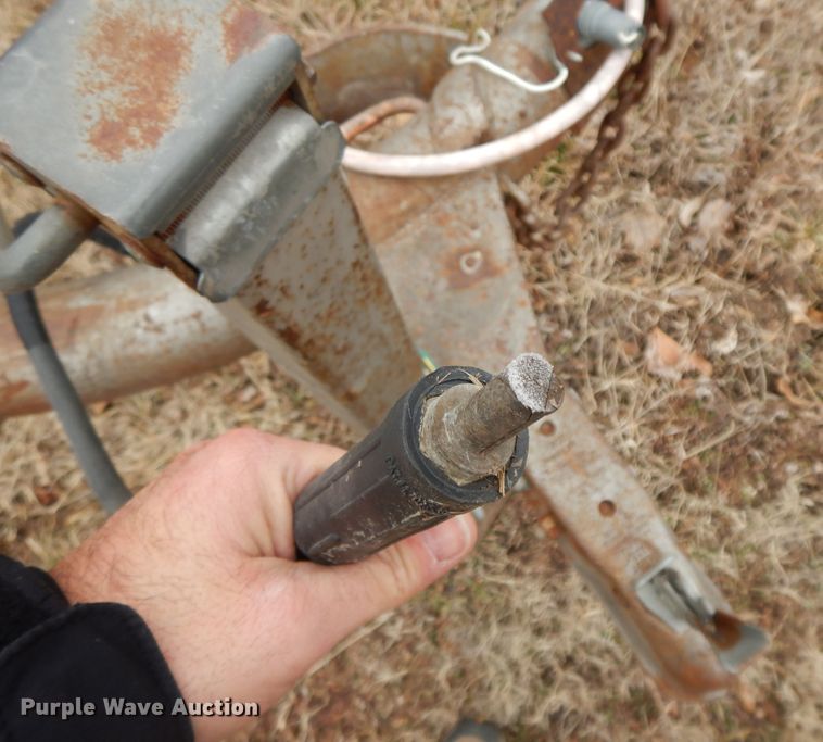 image for item GG9301 Steel propane tank trailer