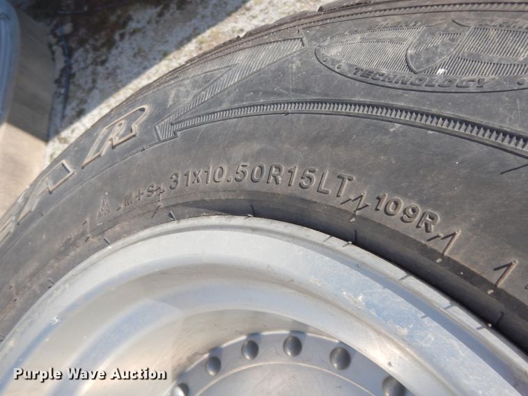 image for item GG9360 (4) tires and wheels