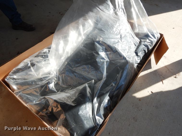 image for item GG9366 John Deere UTV canopy