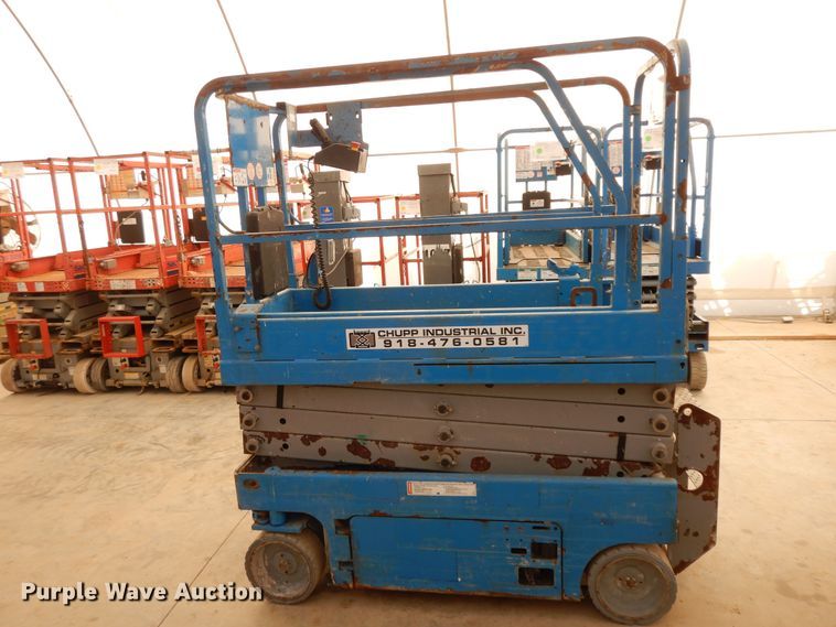 image for item GG9367 2013 Genie GS1930  scissor lift