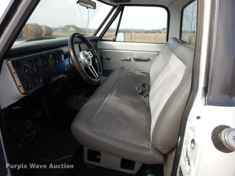 image for item GG9369 1969 GMC C10  pickup truck