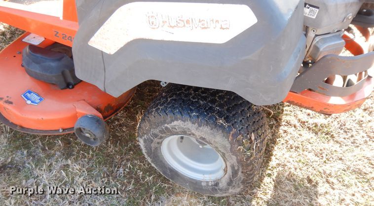 image for item GG9370 Husqvarna Z246  ZTR lawn mower