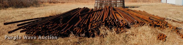 image for item GK9605 Approximately 1,000' of oilfield pipe