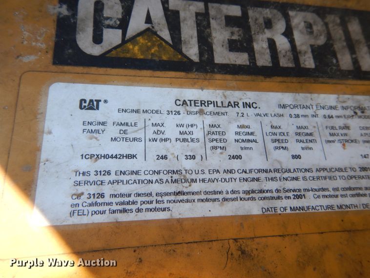 image for item GT9554 2001 GMC C7500  truck cab and chassis