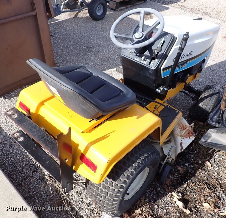 image for item HC9906 Assorted equipment