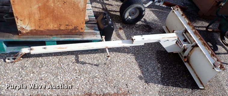 image for item HC9906 Assorted equipment