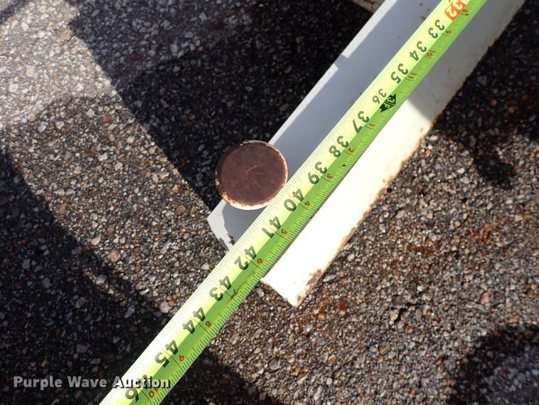 image for item HC9906 Assorted equipment