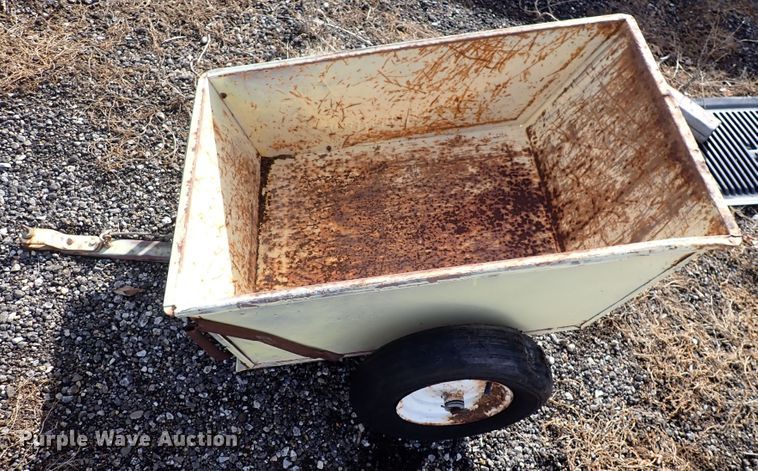 image for item HC9906 Assorted equipment