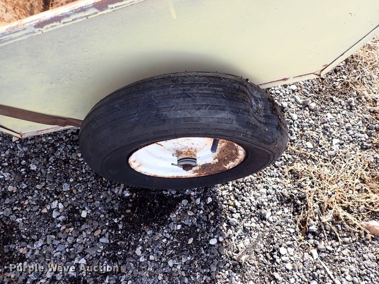 image for item HC9906 Assorted equipment