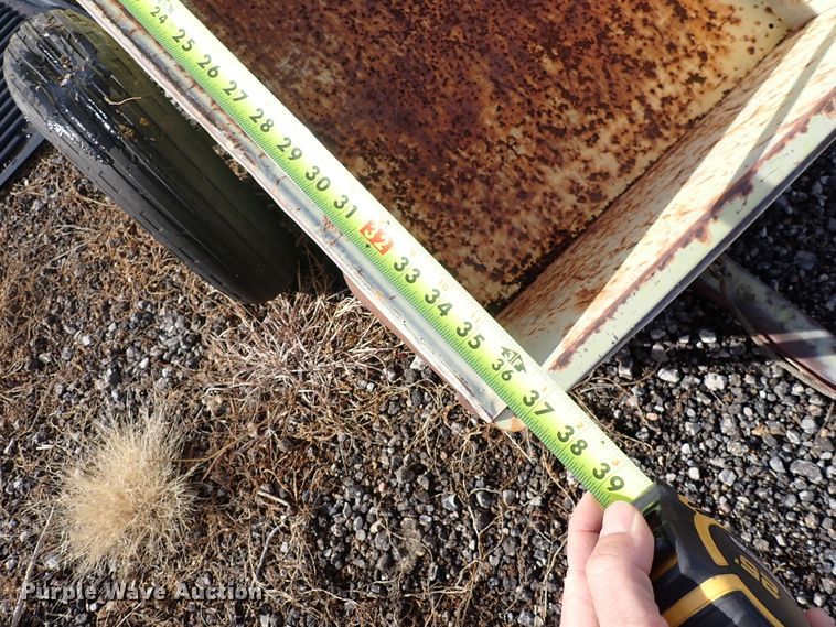 image for item HC9906 Assorted equipment