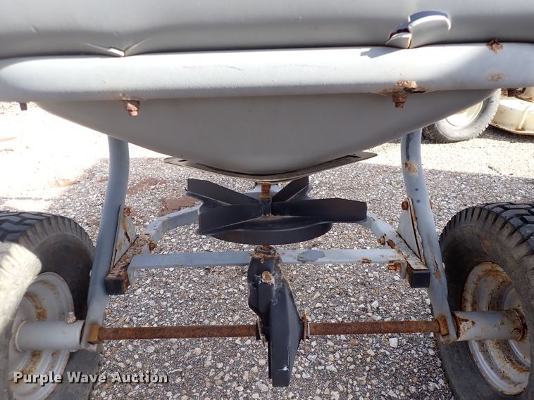 image for item HC9906 Assorted equipment