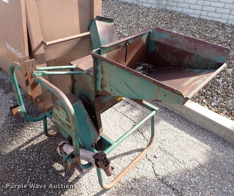 image for item HC9906 Assorted equipment