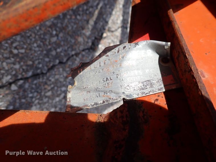 image for item HC9906 Assorted equipment