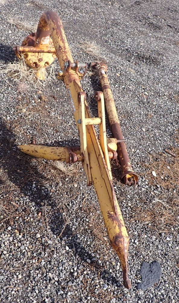 image for item HC9906 Assorted equipment