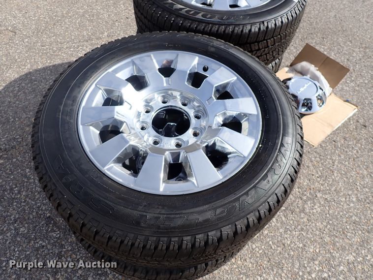 image for item HC9908 (4) GMC Yukon Denali LT265/60R20 tires