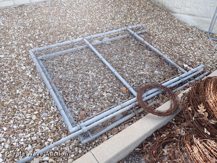 image for item HC9910 Chain link fence