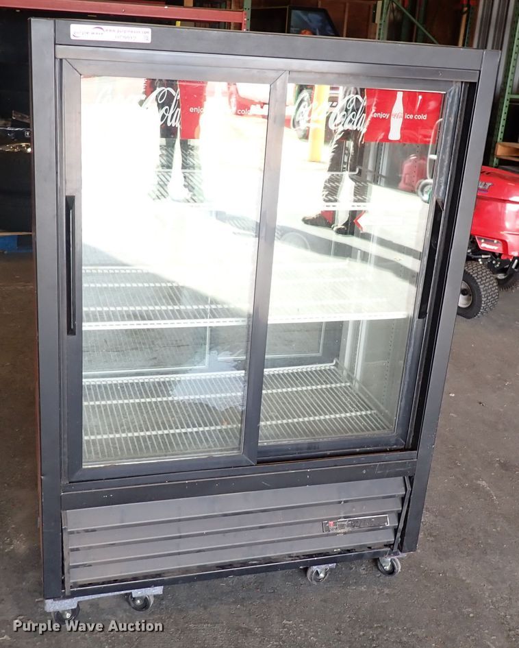 image for item HC9912 True Coca Cola refrigerated cooler