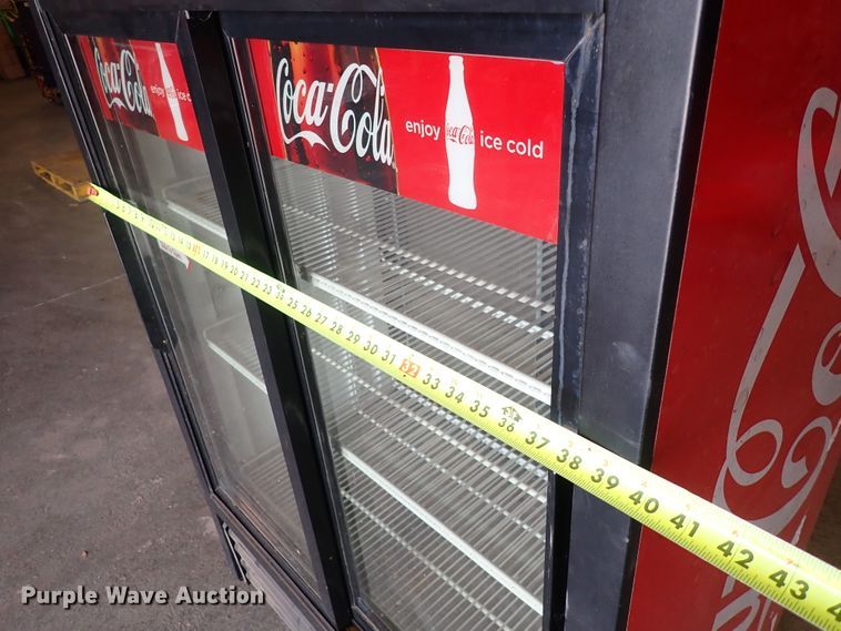image for item HC9912 True Coca Cola refrigerated cooler