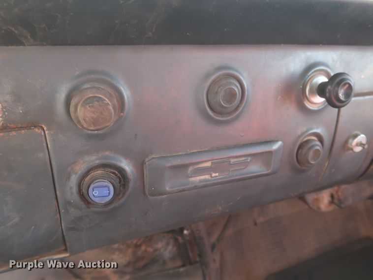 image for item HK9657 1959 Chevrolet Viking 60  winch truck