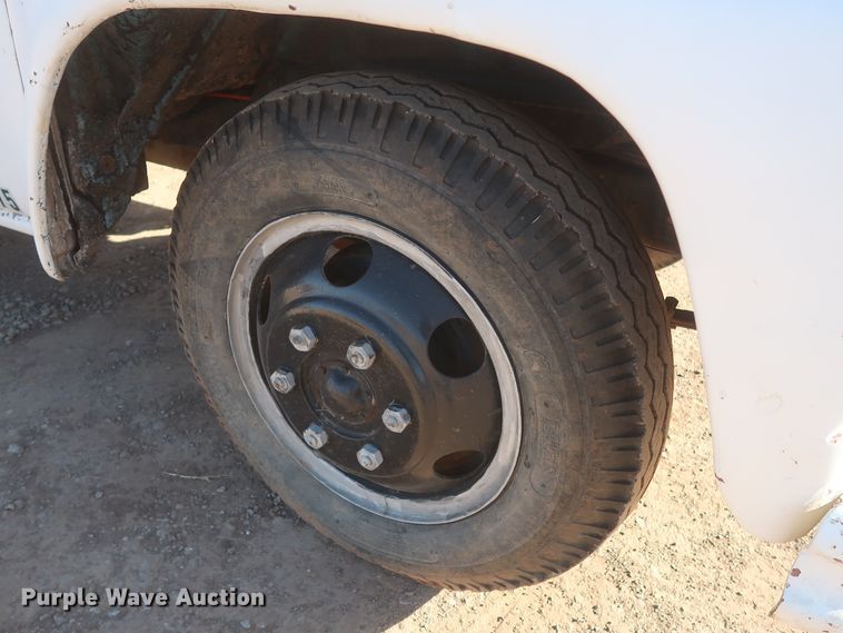 image for item HK9657 1959 Chevrolet Viking 60  winch truck