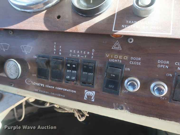 image for item HK9658 1978 Crown Supercoach A-426-11  bus