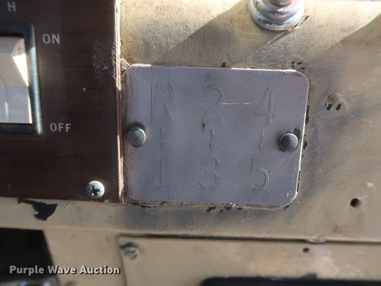 image for item HK9658 1978 Crown Supercoach A-426-11  bus