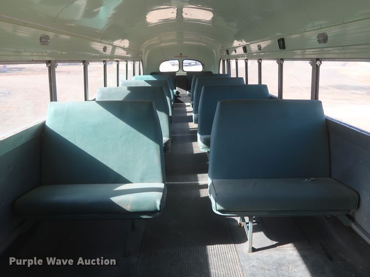 image for item HK9658 1978 Crown Supercoach A-426-11  bus